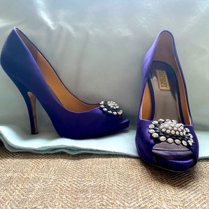 Badgley Mischka purple silk pump - size 8